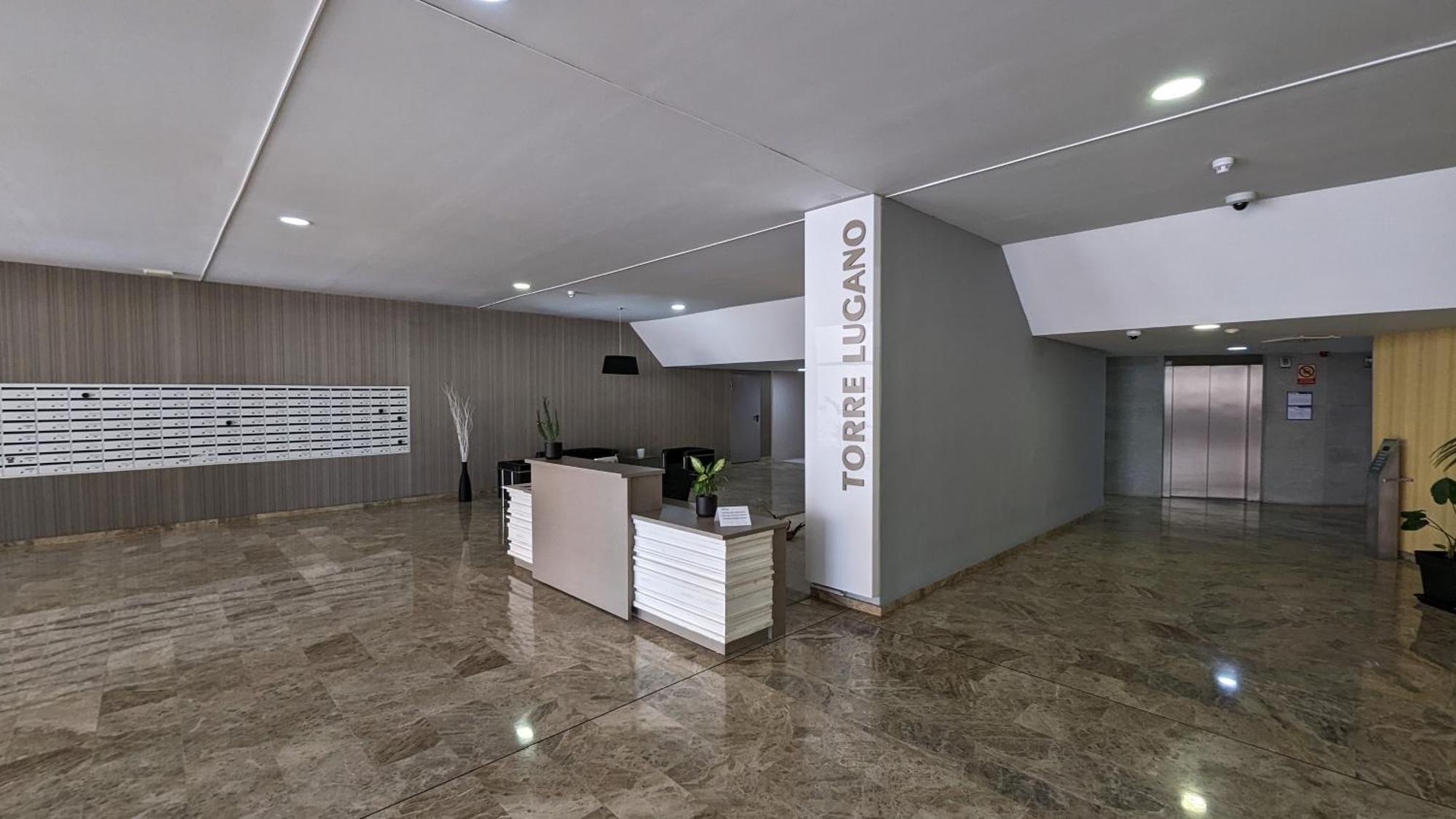 Torre Lugano Sea View Apartment Benidorm Bagian luar foto