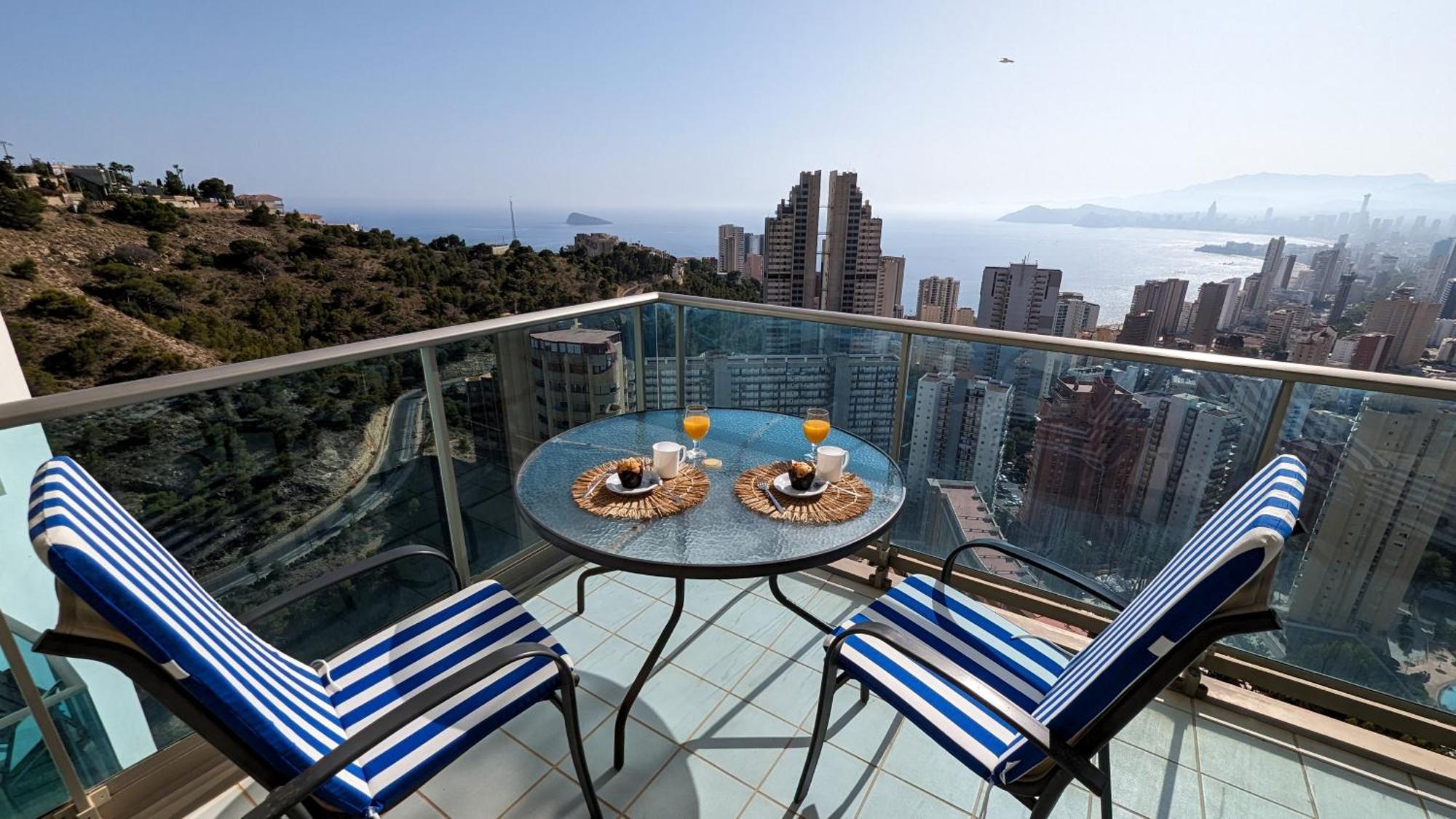 Torre Lugano Sea View Apartment Benidorm Bagian luar foto