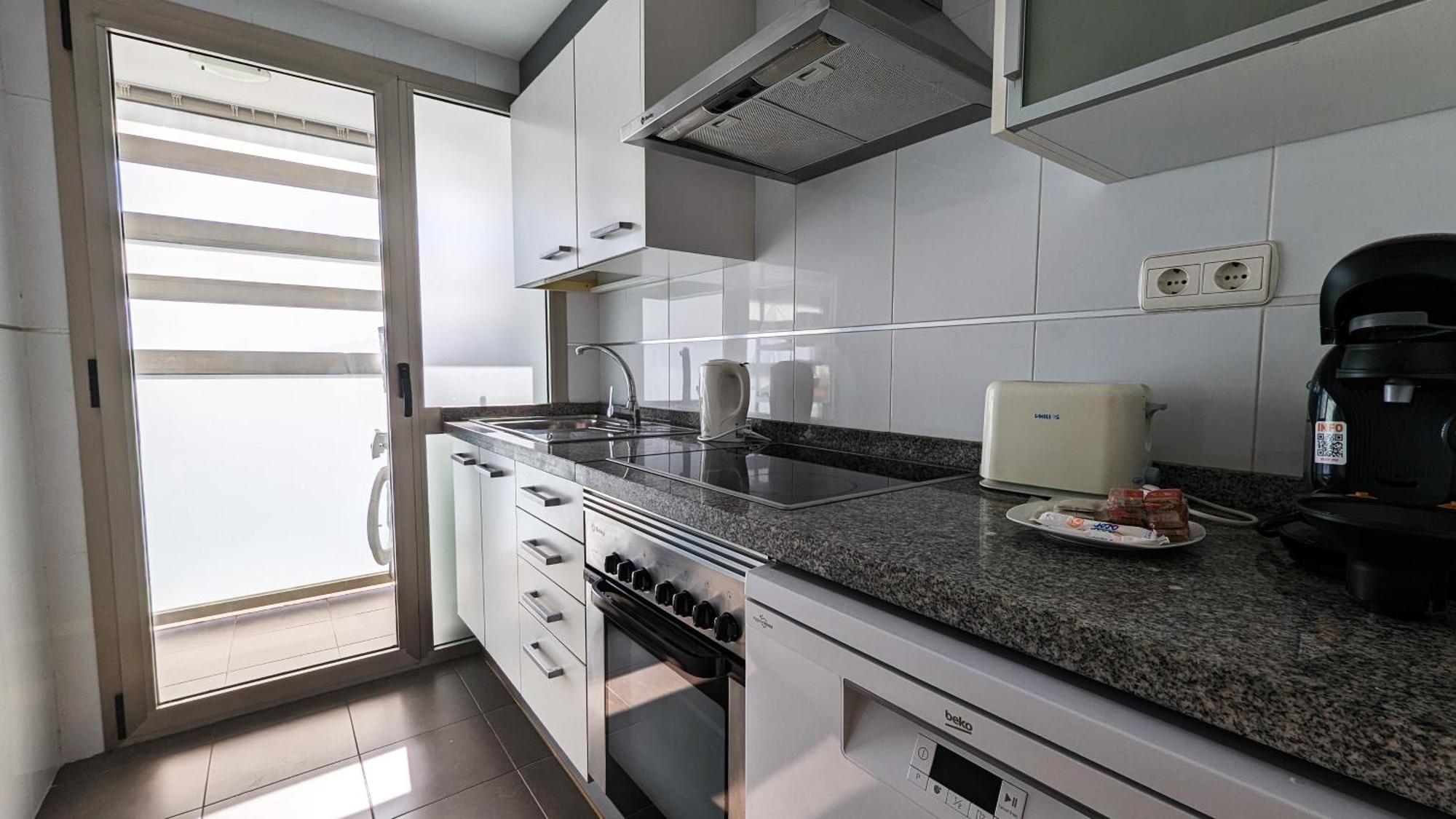 Torre Lugano Sea View Apartment Benidorm Bagian luar foto