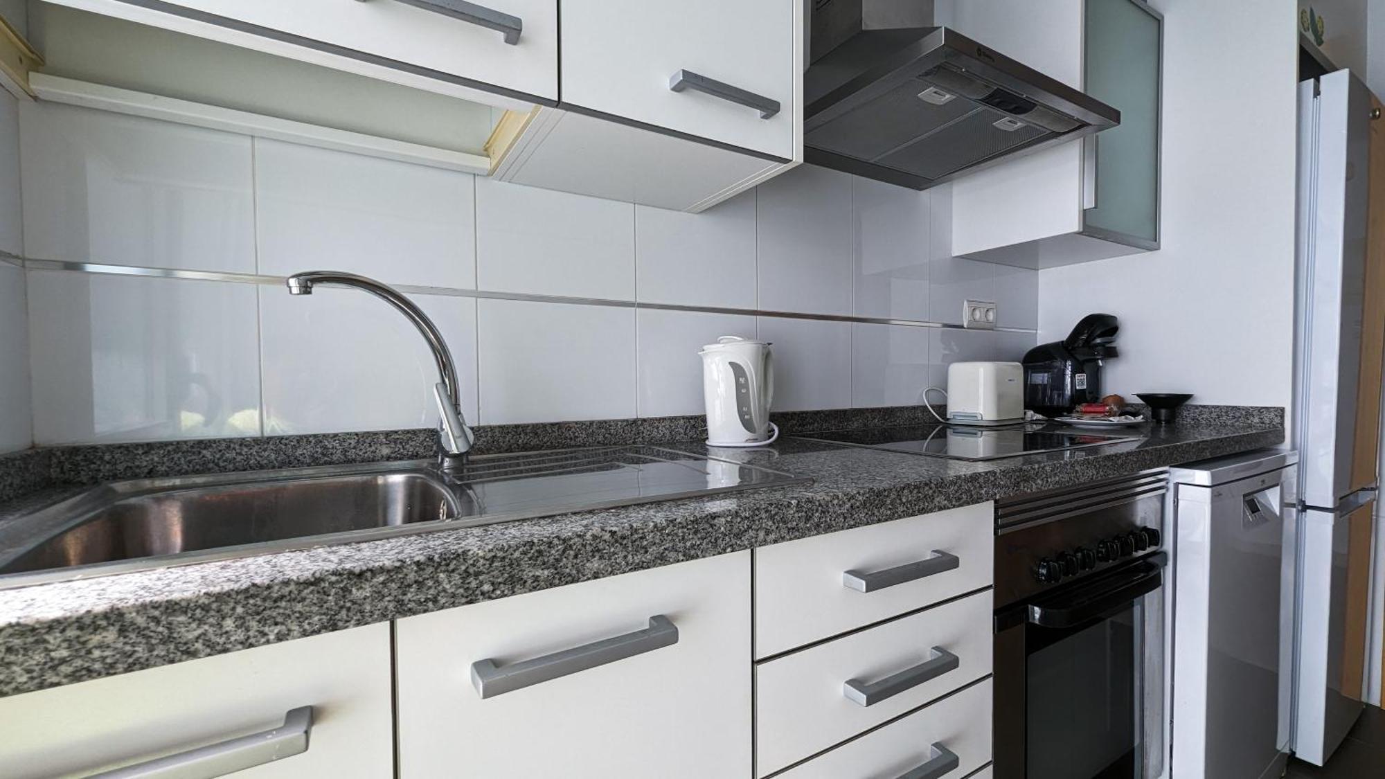 Torre Lugano Sea View Apartment Benidorm Bagian luar foto